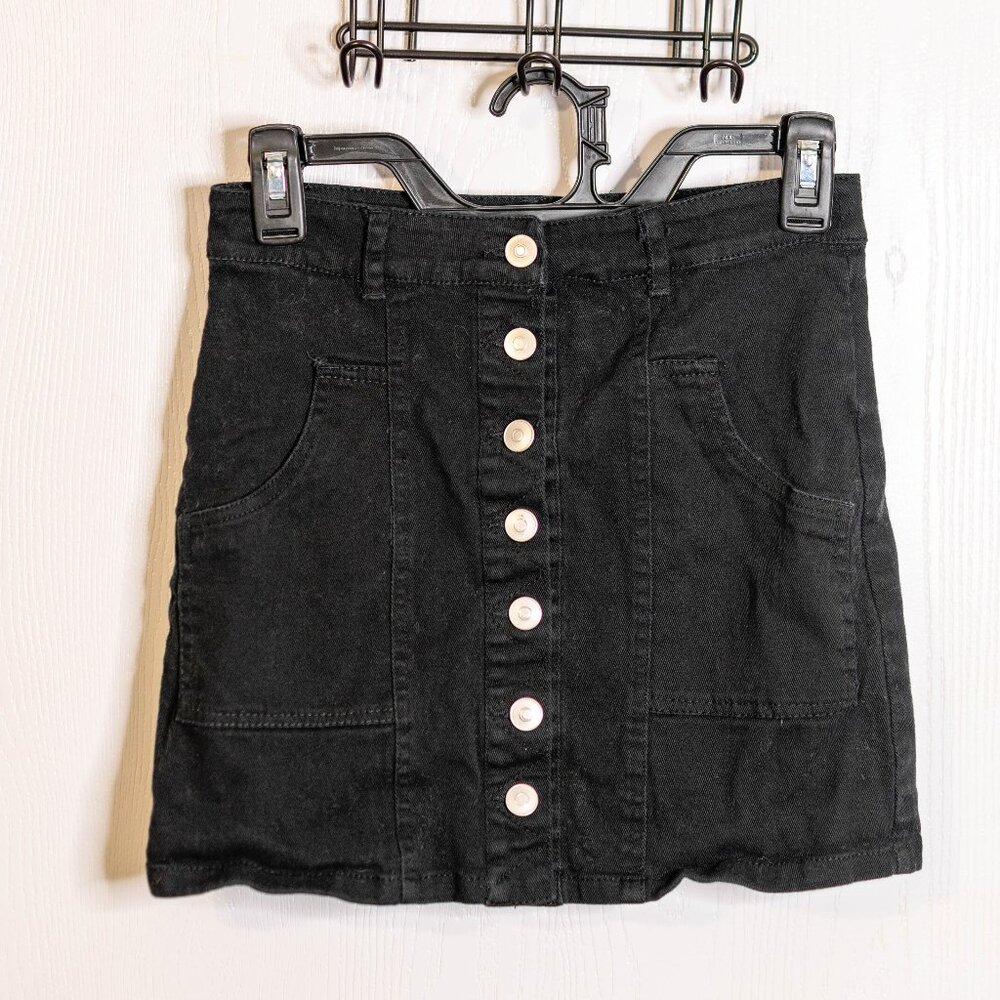 Altar’d State Black Button-Front Denim Mini Skirt – Size S